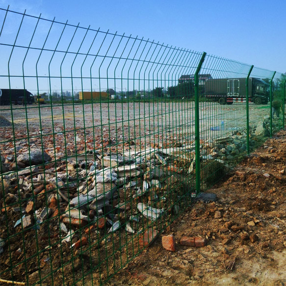 新建水源地金屬隔離網圖片4