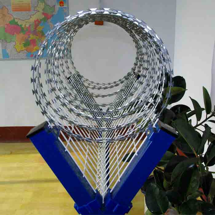 看守所刀片刺網