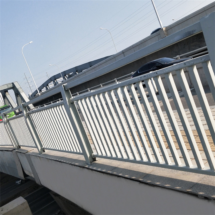 小區鋅鋼護欄圖片2